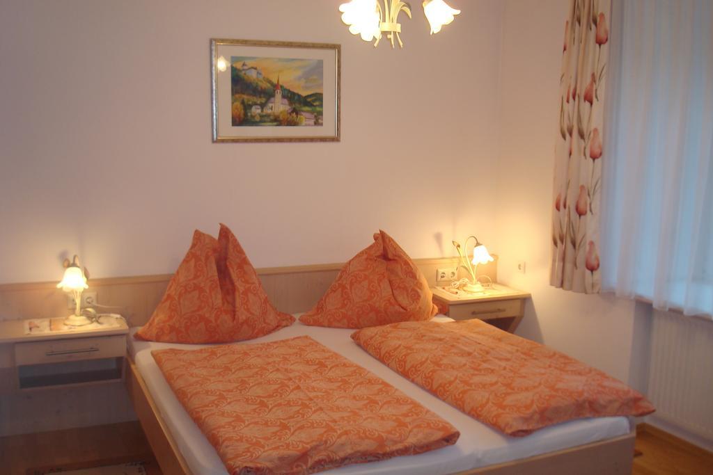 Gaestehaus Moser Ramingstein Chambre photo